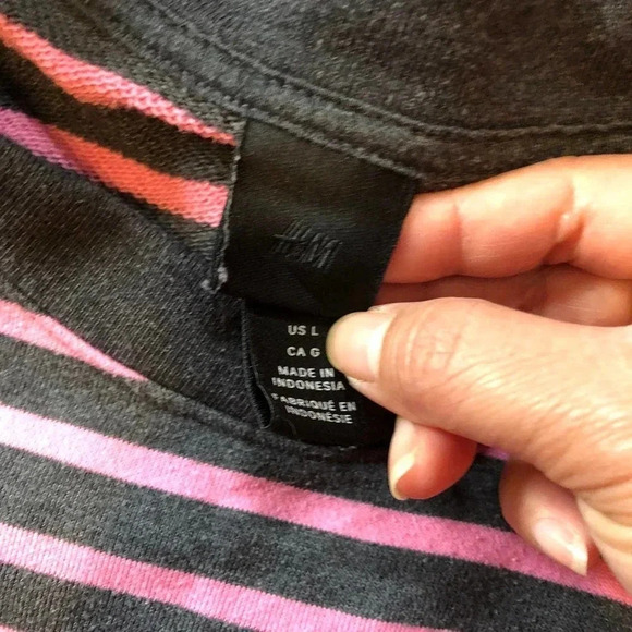 H&M’s Women Sweater Size L - Picture 3 of 3